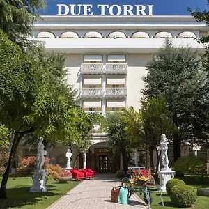 ***** Отель Due Torri Италия